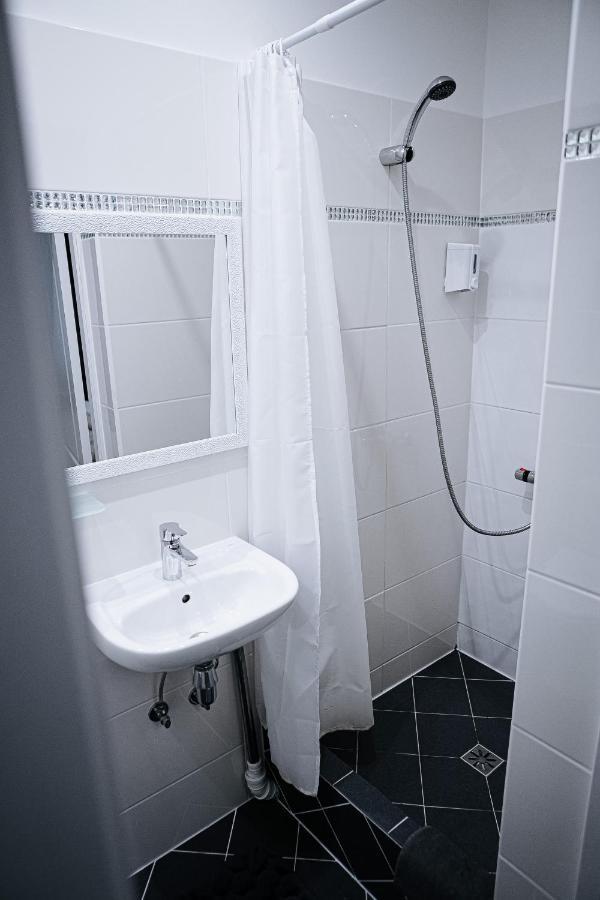 Vallery Guest House Bigauņciems 外观 照片